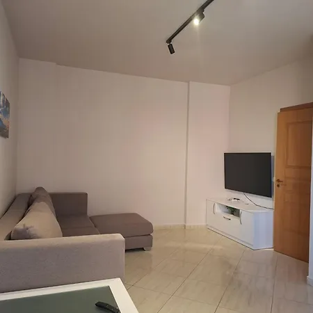 شقة Lungomare View Balcony Apartment-vlore Center *