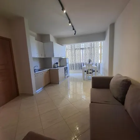 Lungomare View Balcony Apartment-vlore Center Lejlighed