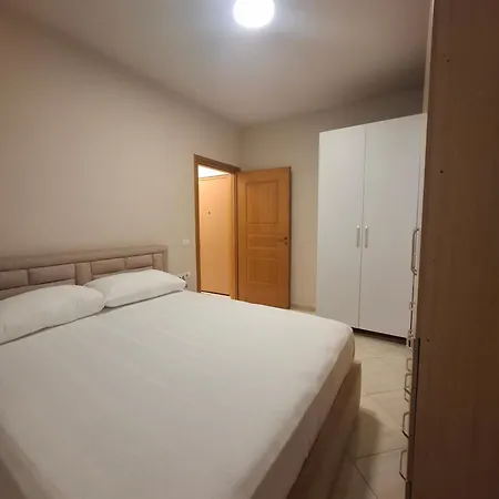 Lungomare View Balcony Apartment-vlore Center *
